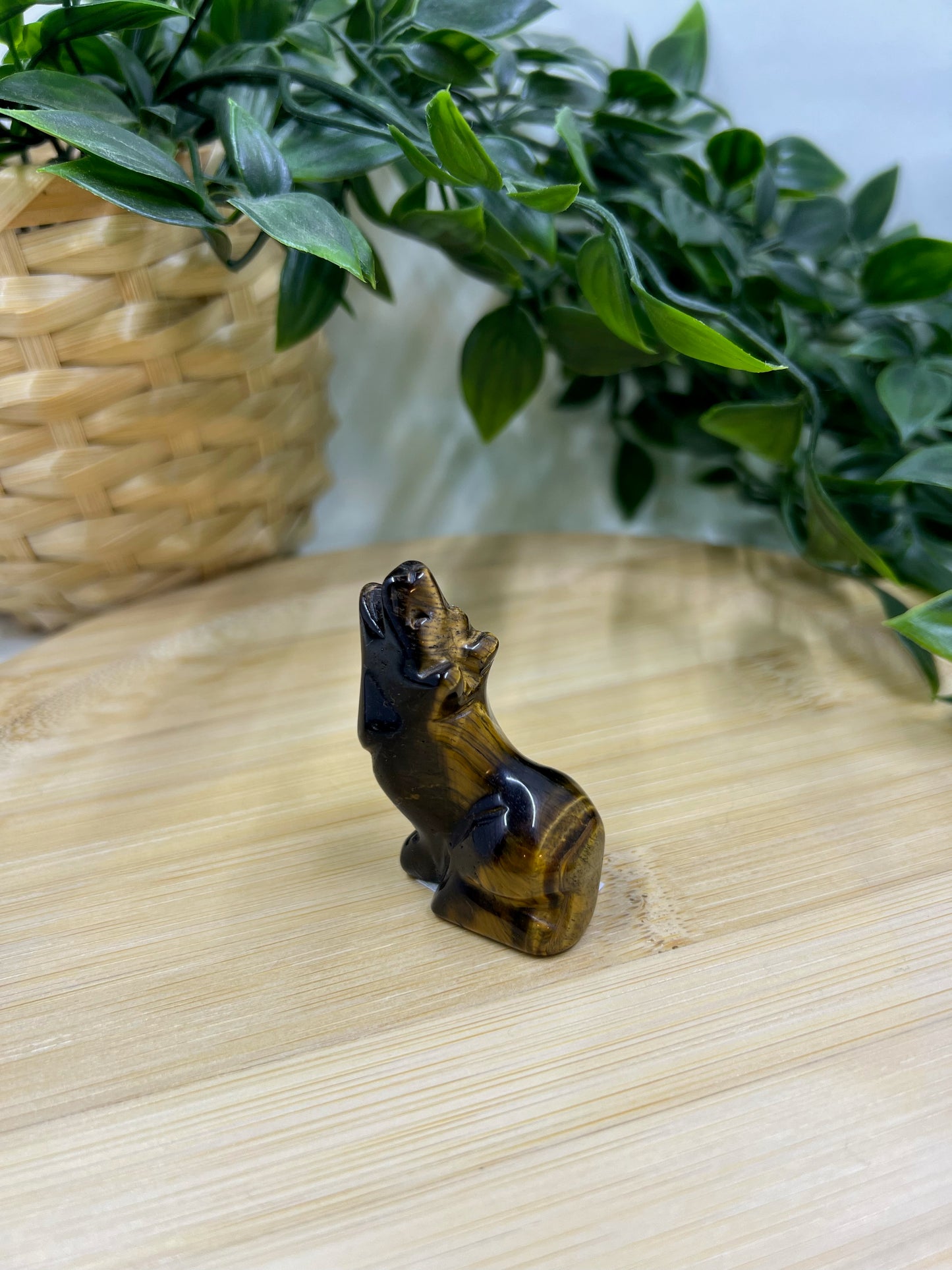 Tigers Eye Quartz Howling Wolf Carving