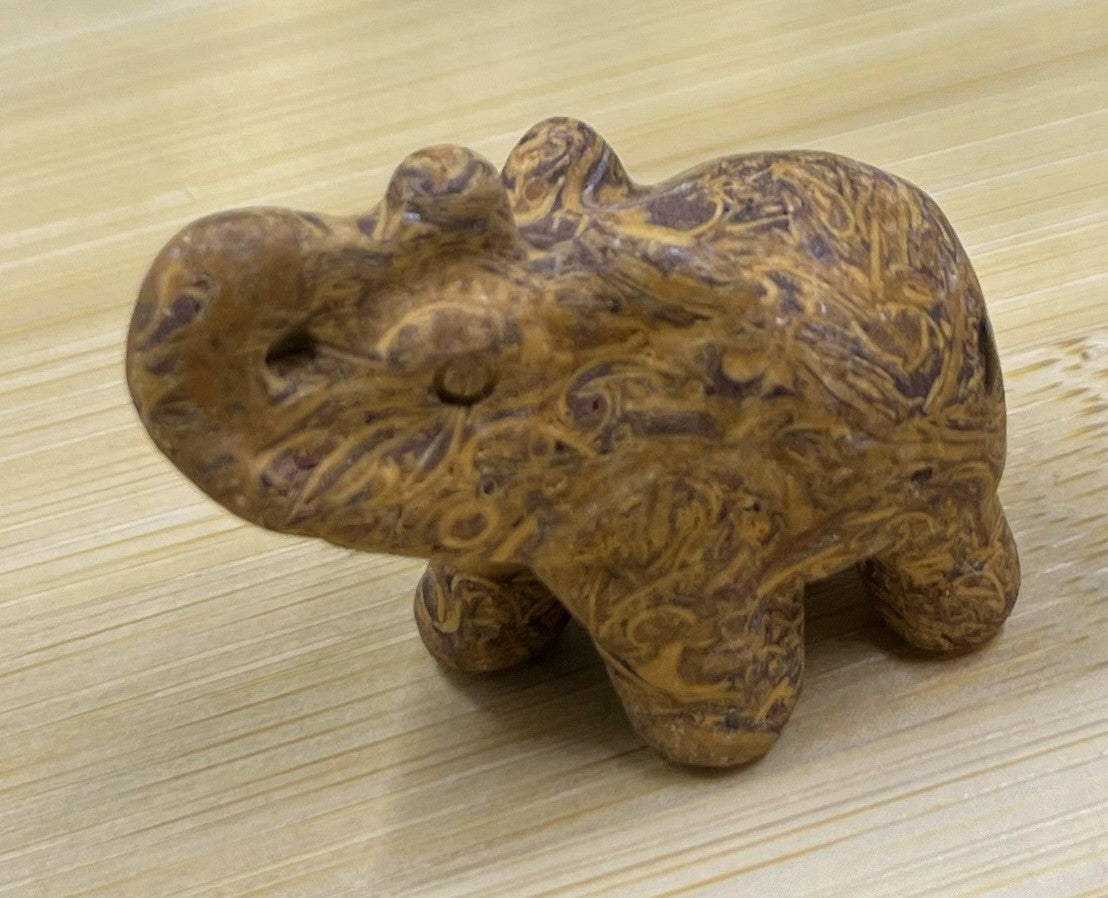 Mini Elephant Crystal Carving