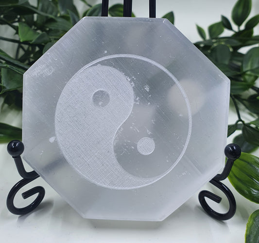 Selenite Ying & Yang Charging Plate