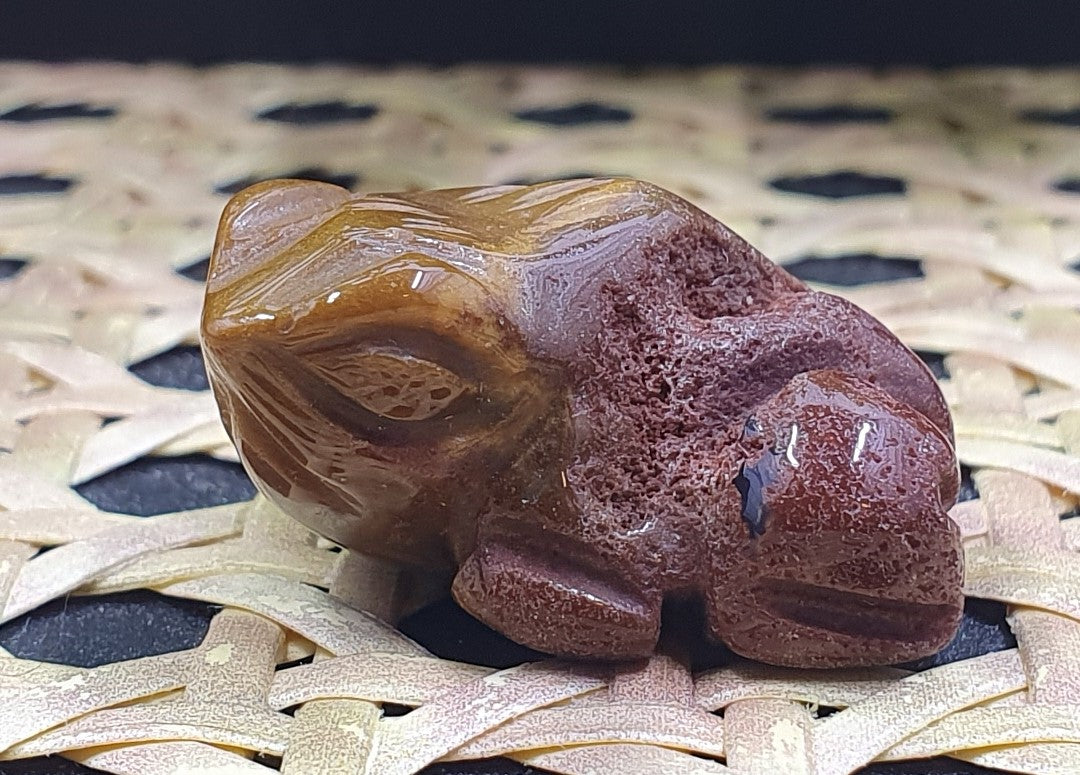 Mini Frog Carving #1